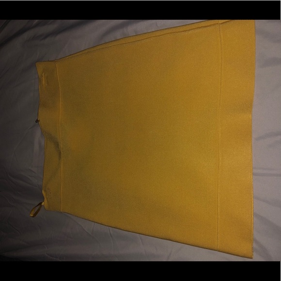 BCBG Mini Bodycon Skirt - Picture 3 of 4